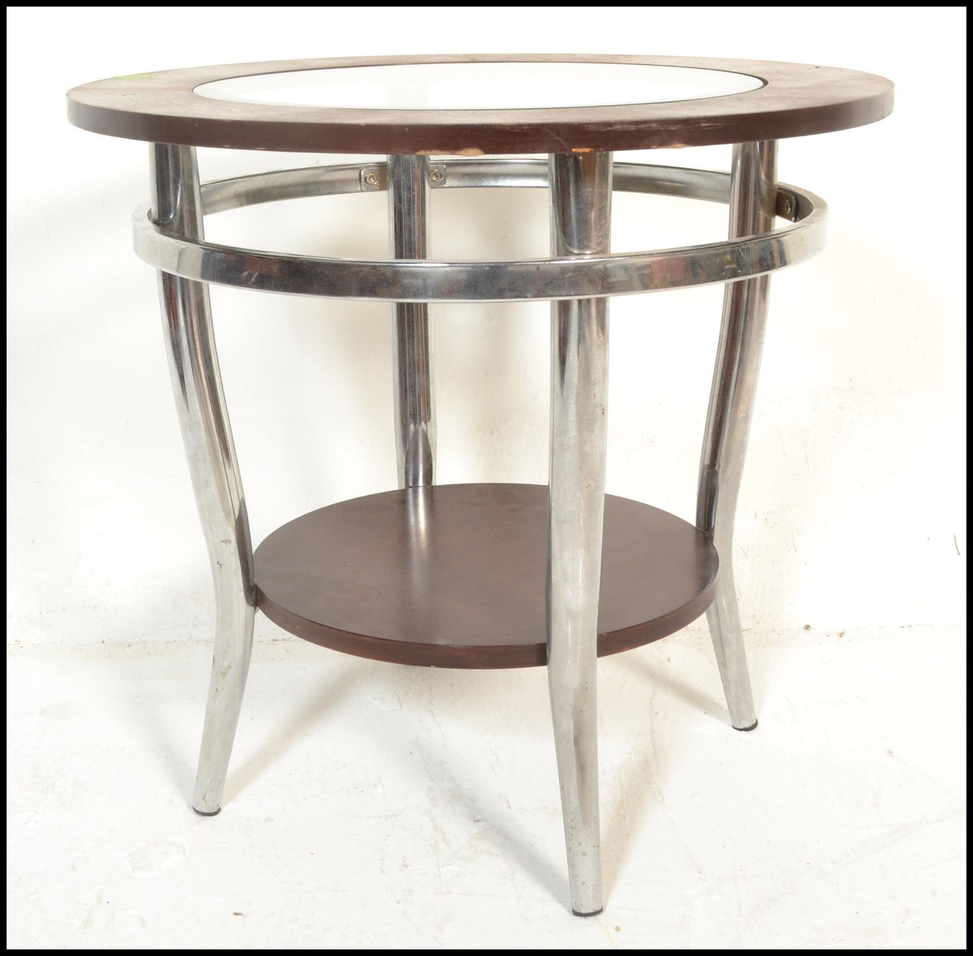 A retro style circular coffee / side / occasional table, raised on a chrome tubular frame united - Bild 5 aus 5