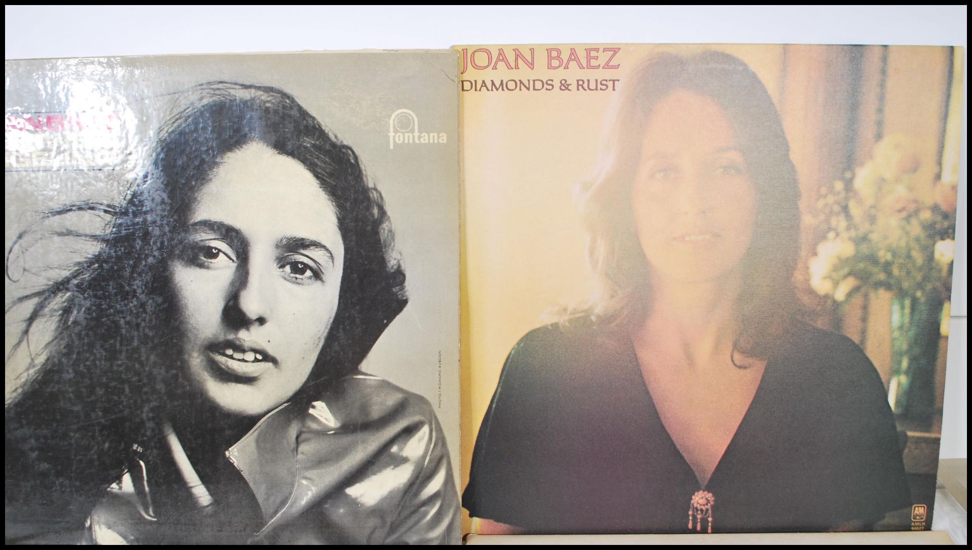 A collection of vinyl long play LP vinyl folk records by Bob Dylan, Joni Mitchell and Joan Baez. Bob - Bild 3 aus 7