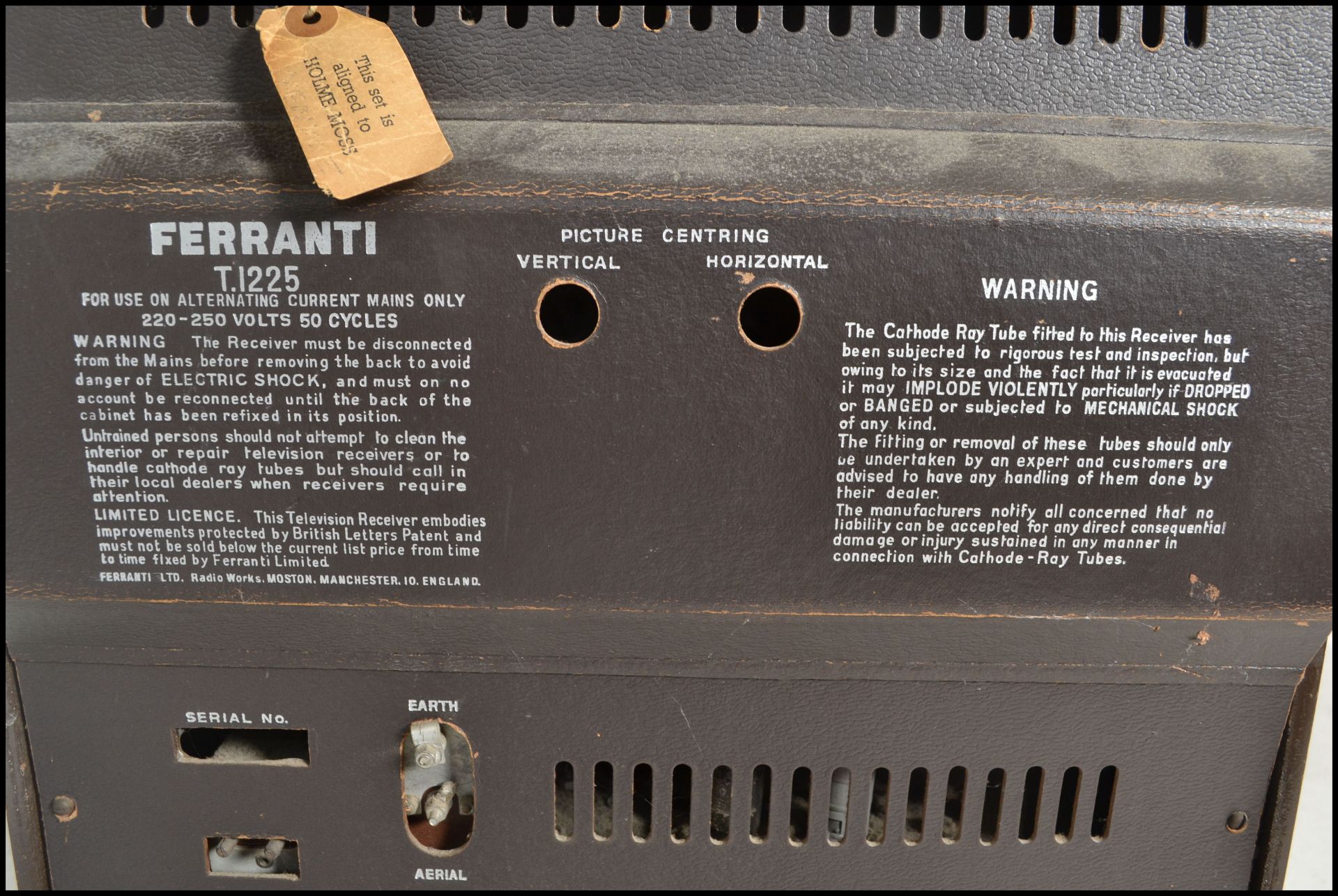 A mid 20th century vintage retro walnut cased valve Ferranti television / TV having full front doors - Bild 6 aus 8