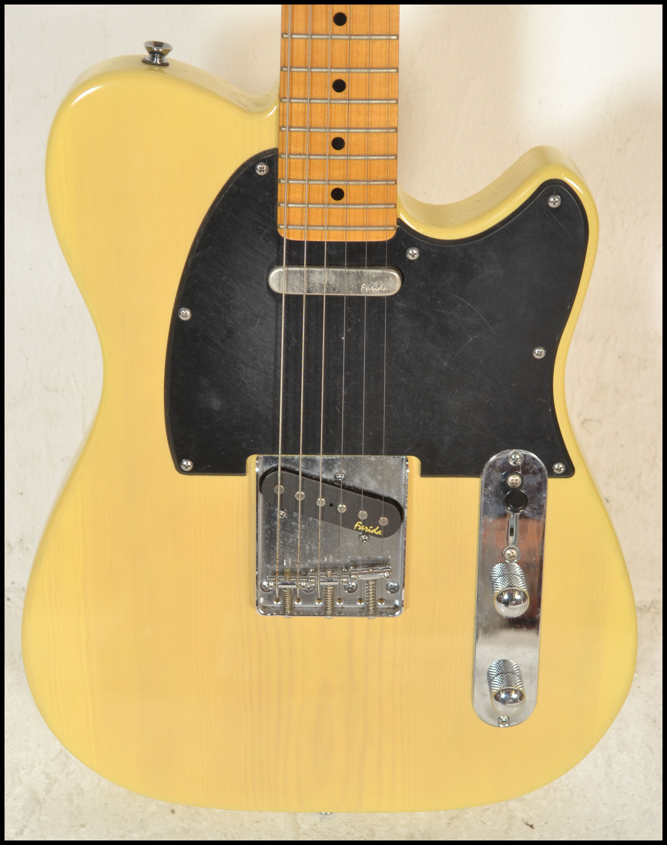 A six string electric guitar Telecaster style by Forida having maple neck and chrome tuning pegs - Image 3 of 5