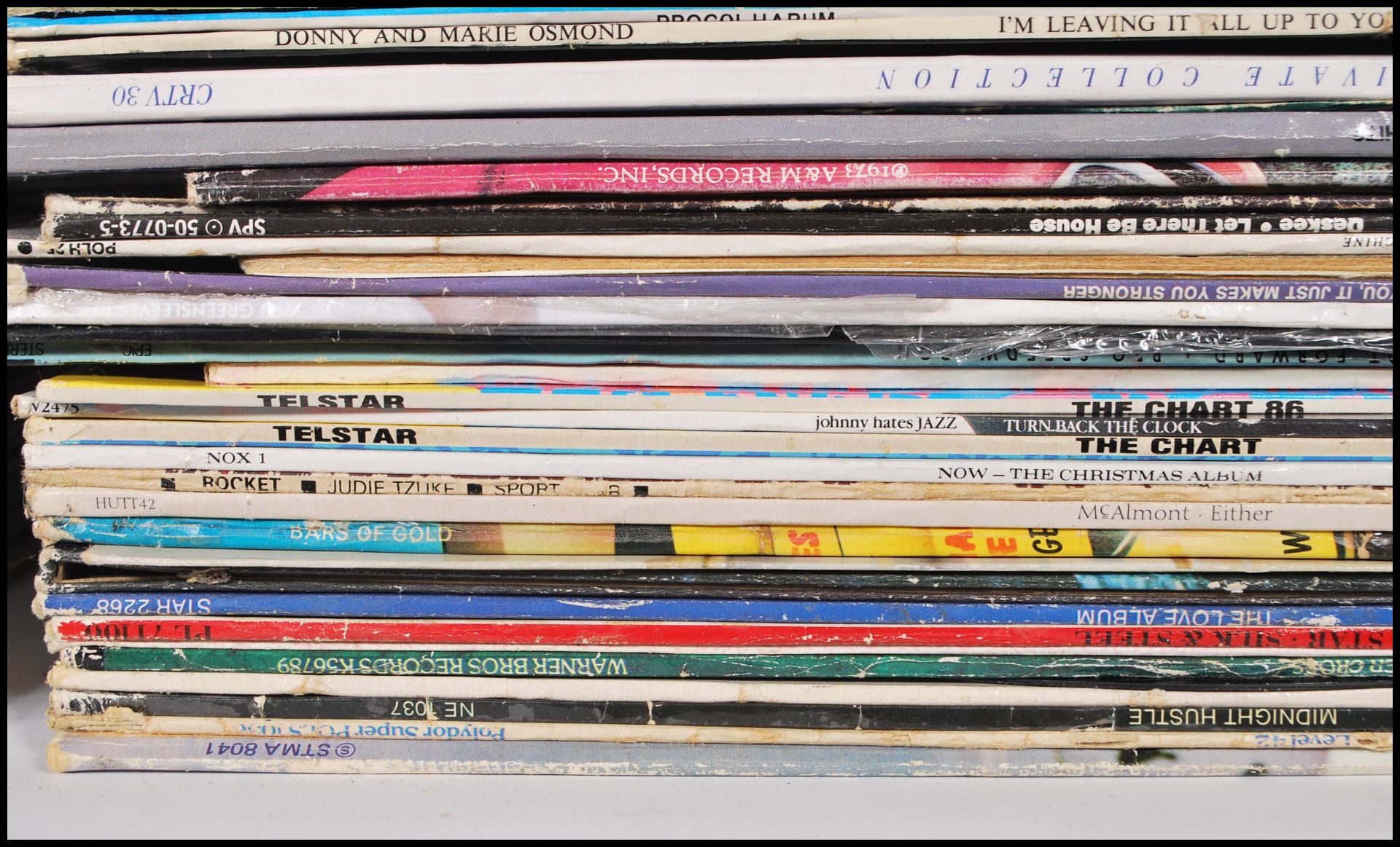 A collection of vinyl long play LP record albums featuring several artists and genres to include - Bild 5 aus 14