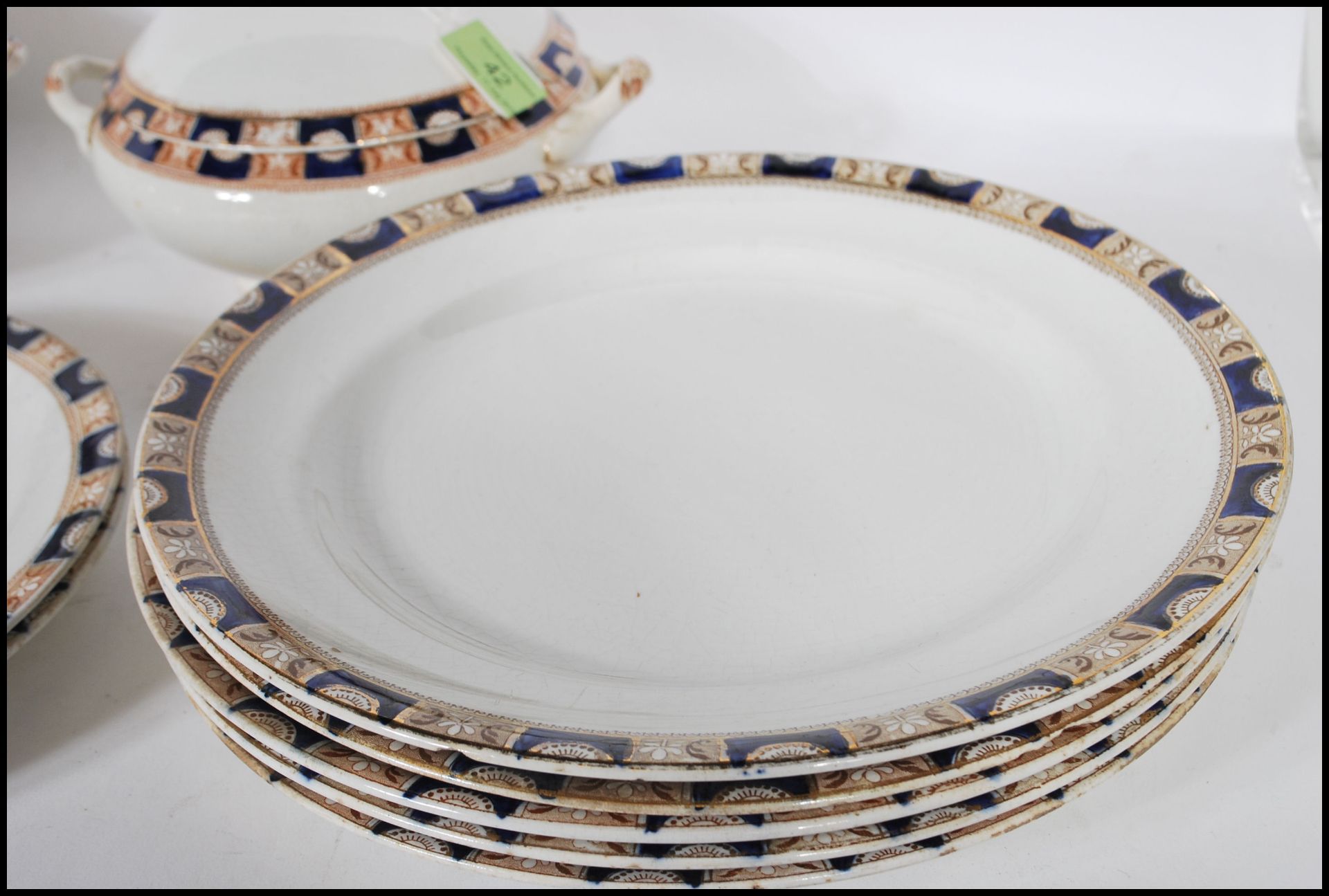 A 19th Century dinner service by Pountney and Co Ltd Bristol 1750 in the Cromer pattern having - Bild 9 aus 15