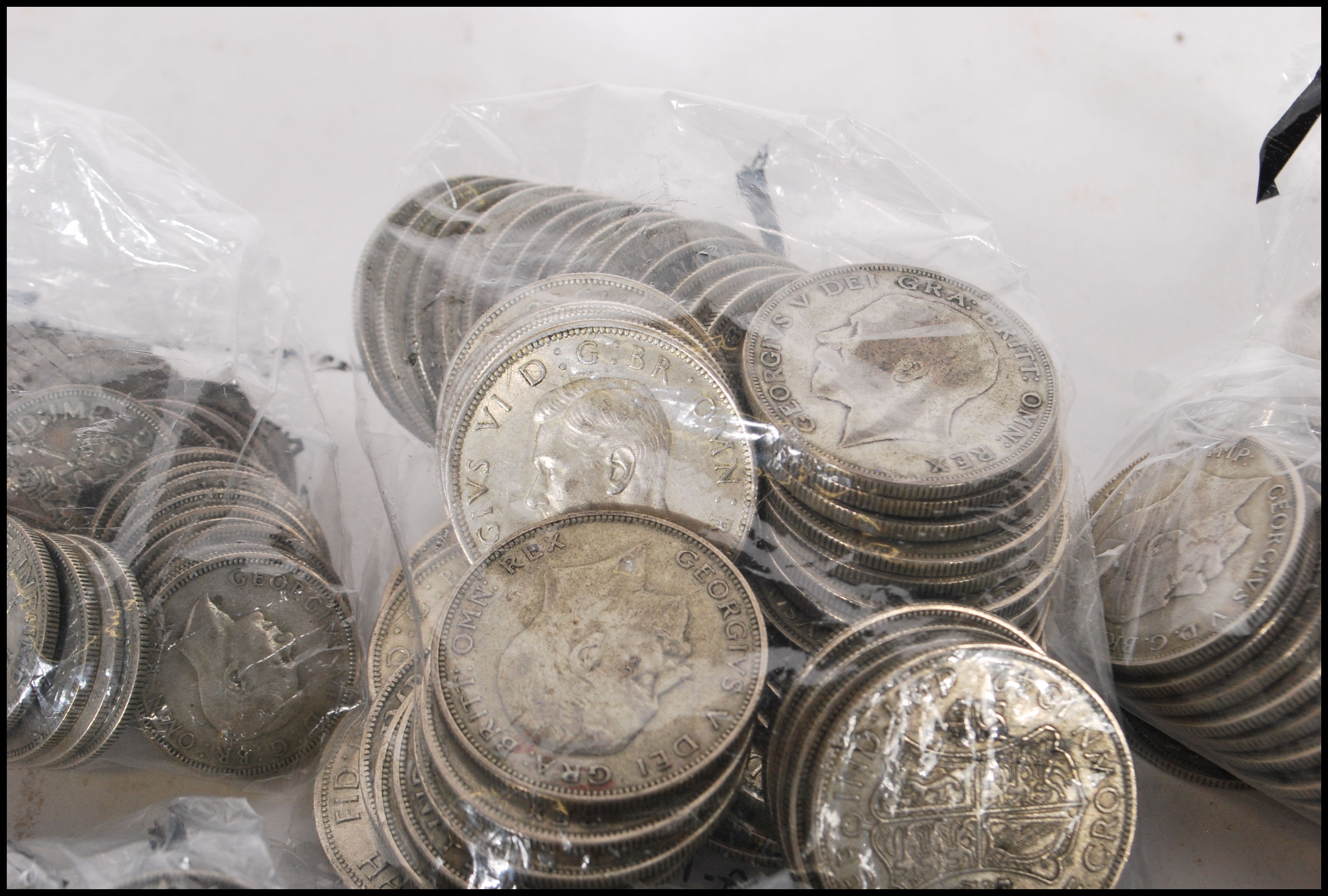 A collection of early 20th Century 1921-1946 half silver coins to include, shillings, half crowns, - Image 7 of 10