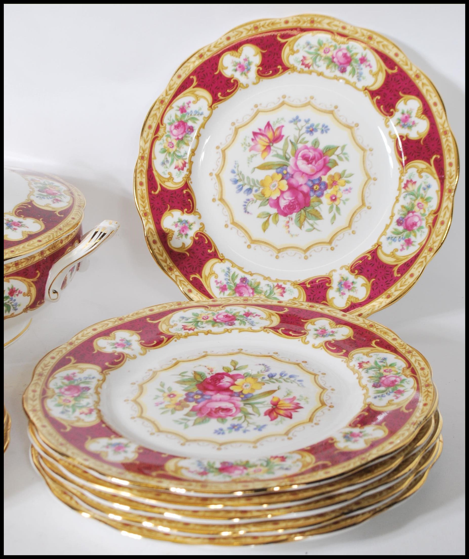 A Royal Albert bone China part dinner service in the Lady Hamilton pattern, comprising soup bowls, - Image 7 of 11