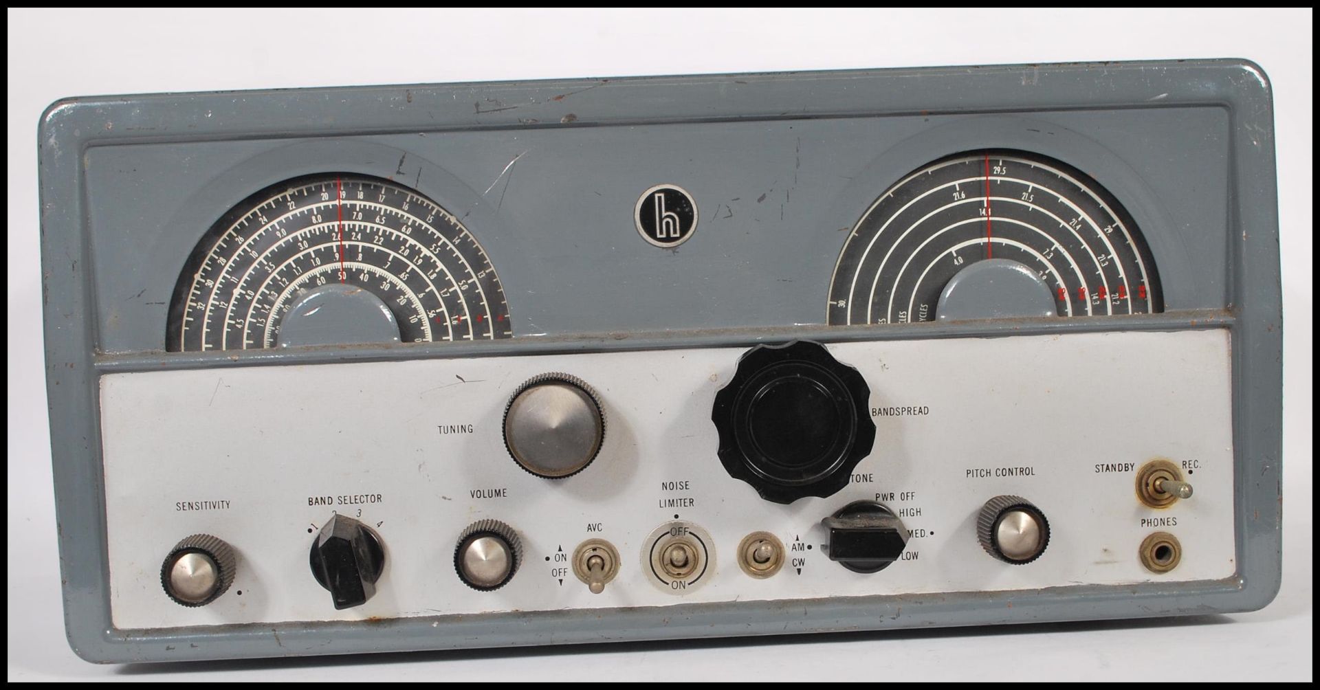 A 20th Century American vintage communications radio receiver by The Hallicrafters co Chicago, model
