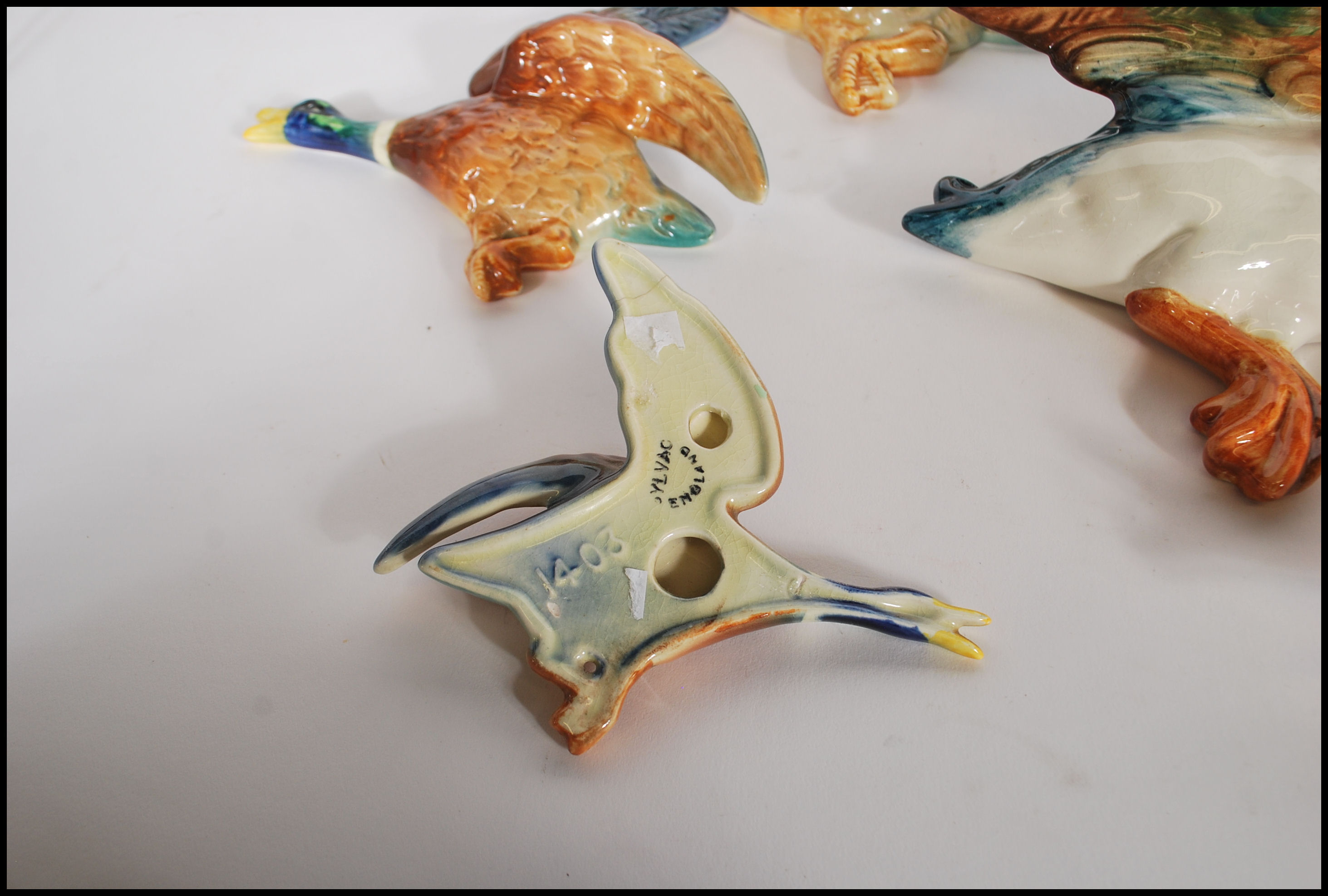A collection of vintage ceramic duck wall plaques - Image 10 of 10