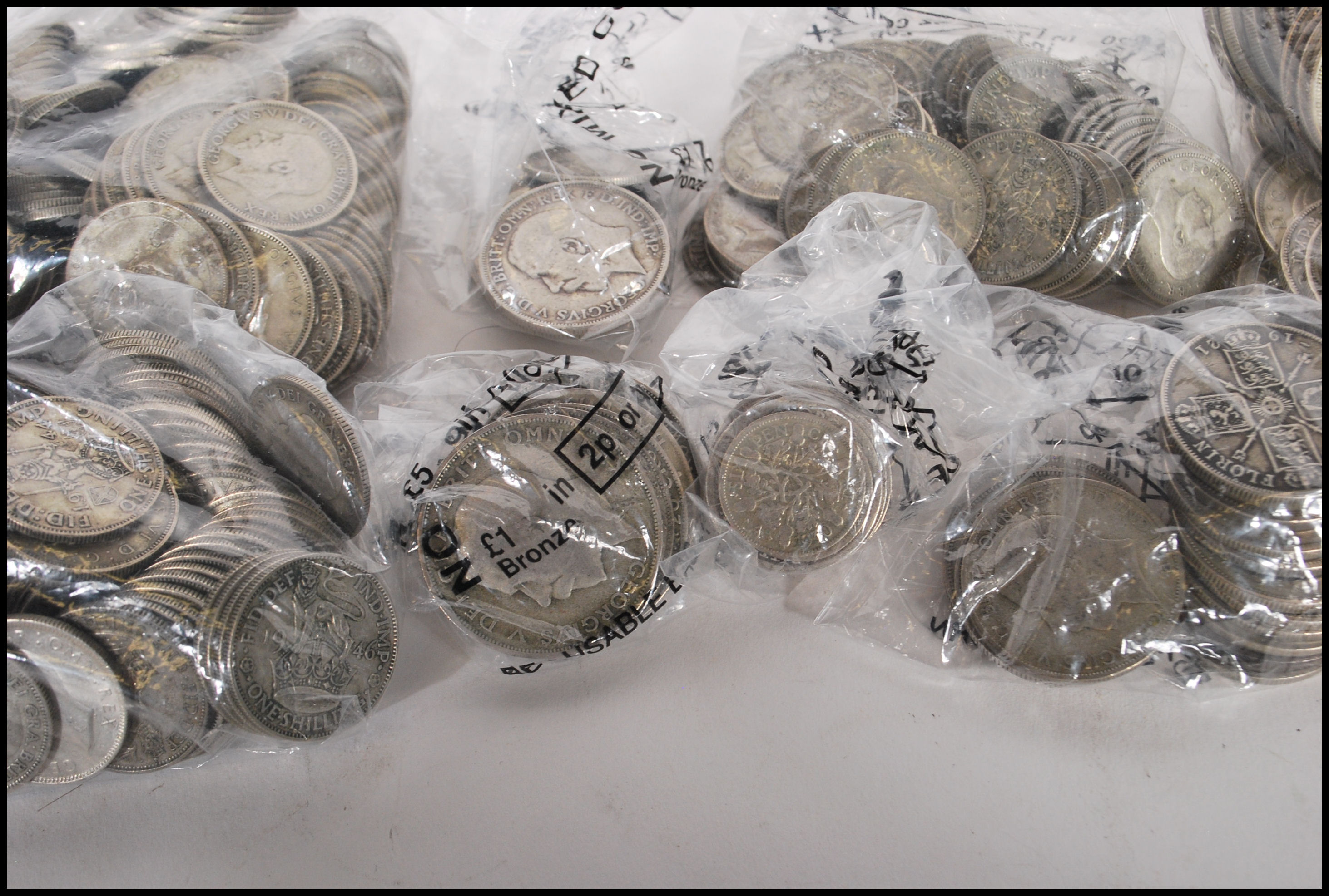 A collection of early 20th Century 1921-1946 half silver coins to include, shillings, half crowns, - Image 3 of 10