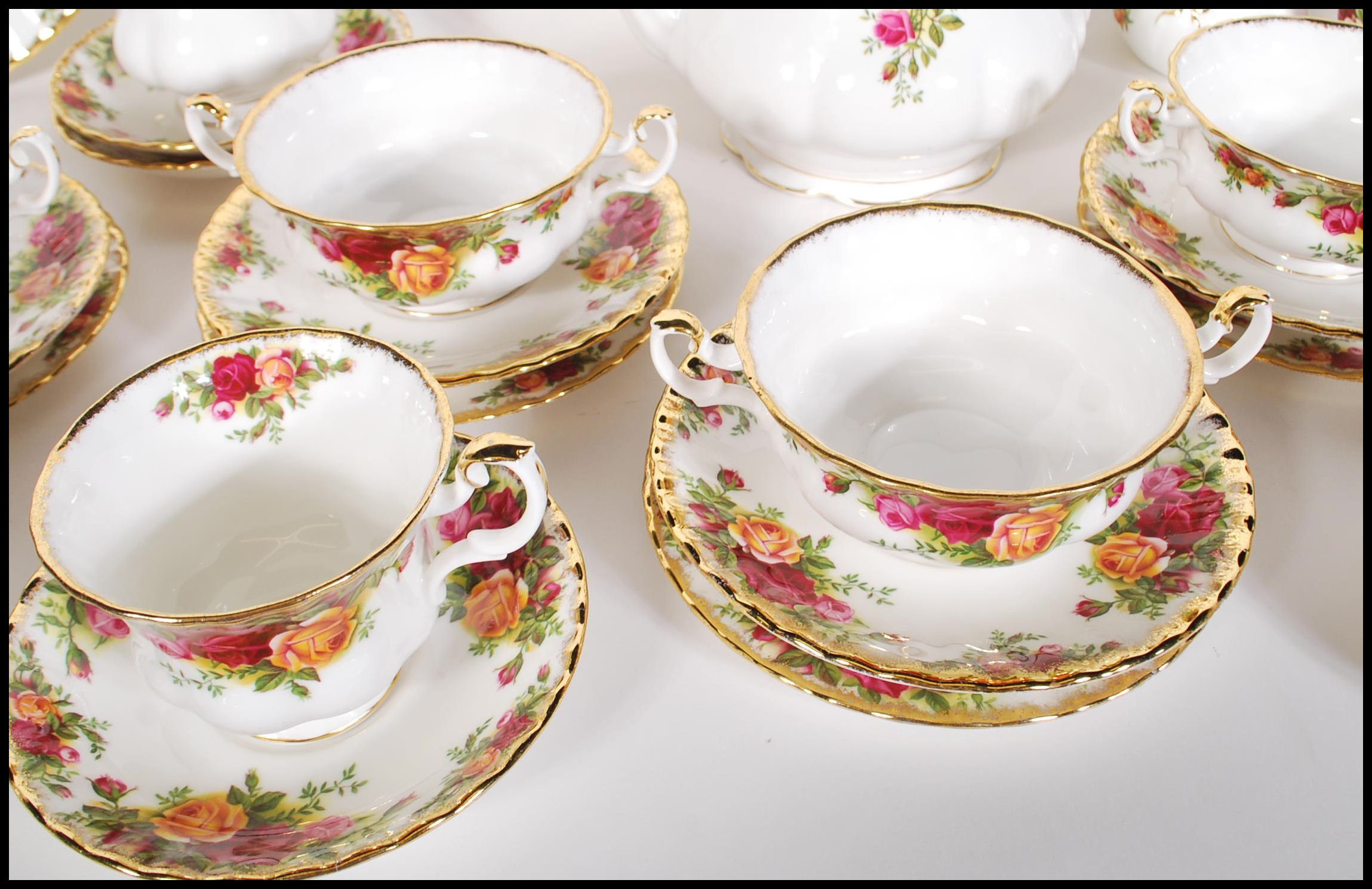 A Royal Albert Old Country Roses part tea set to include creamer jug, sugar bowl, cups, saucers, - Image 6 of 10