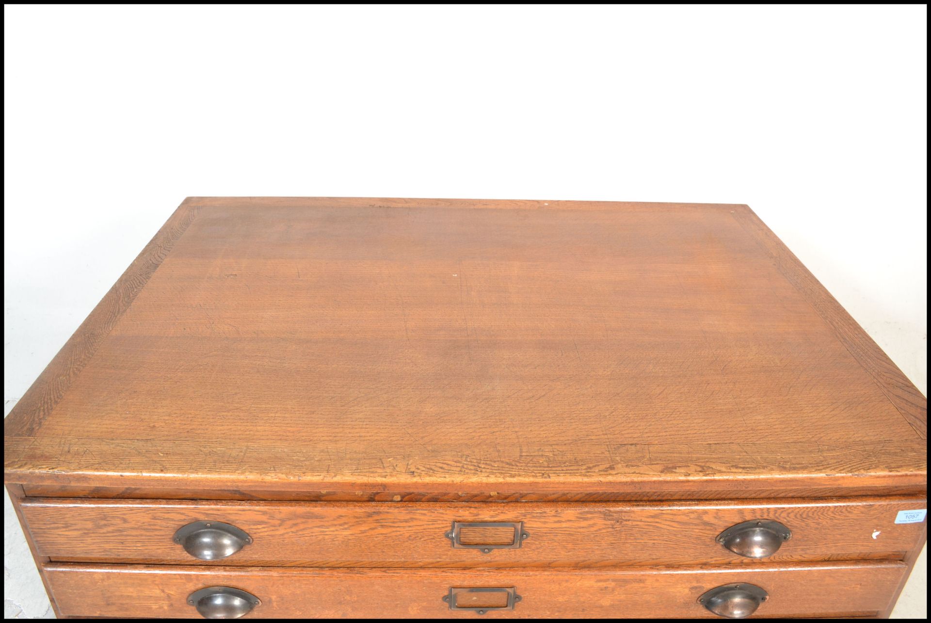 An early 20th century 1940's vintage industrial oak 8 drawer large architects plan chest of drawers. - Bild 5 aus 9