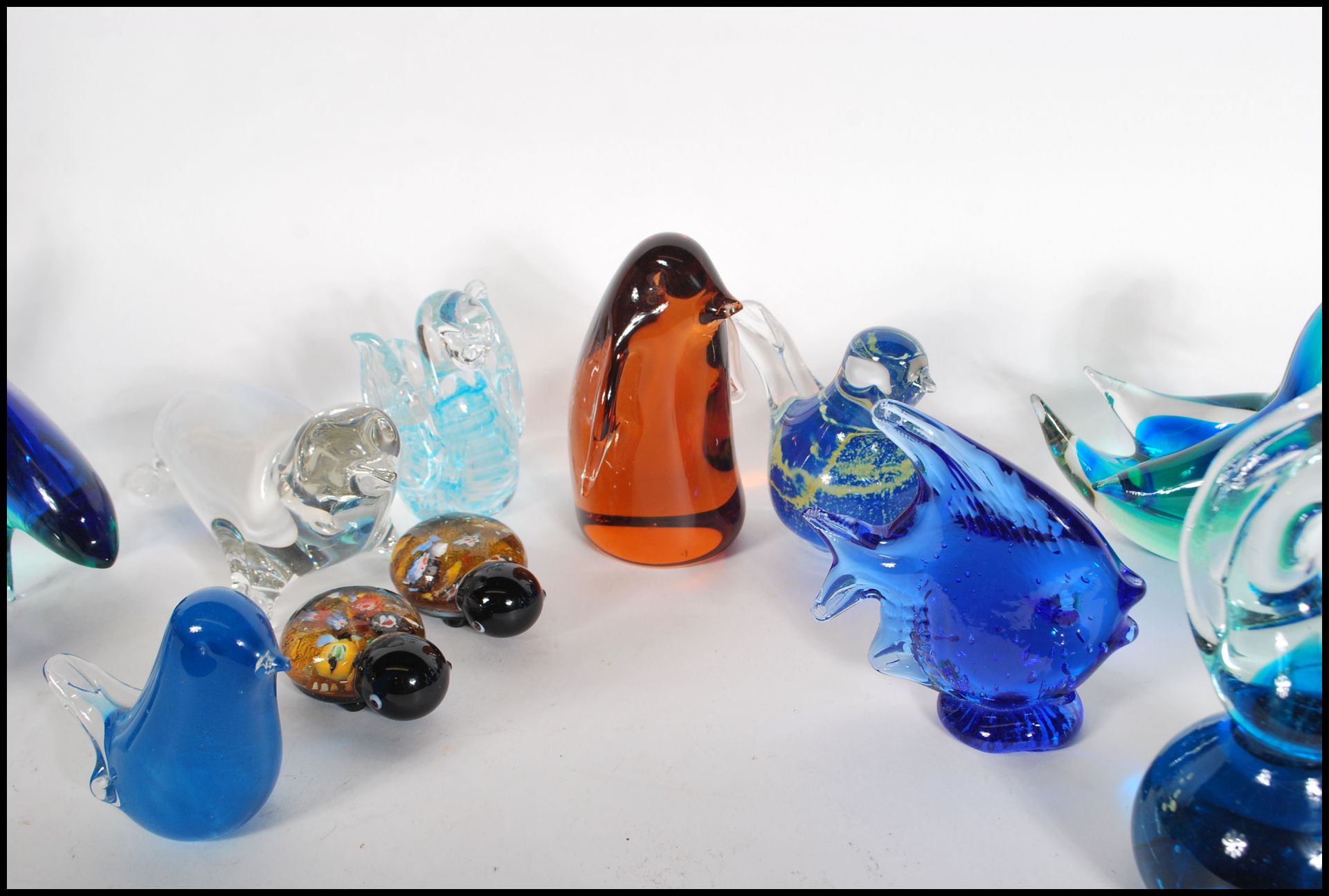 A collection of  20th century studio art glass paperweights modelled as animals and birds to include - Image 5 of 6