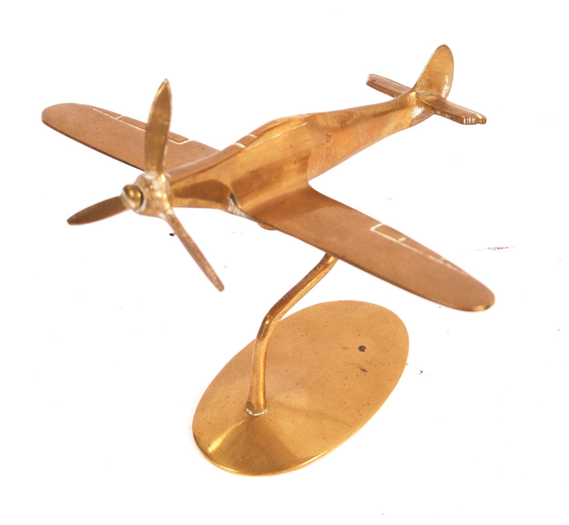 A WWII Second World War era apprentice piece brass model of a Spitfire. Shaped brass stand, with - Bild 2 aus 4