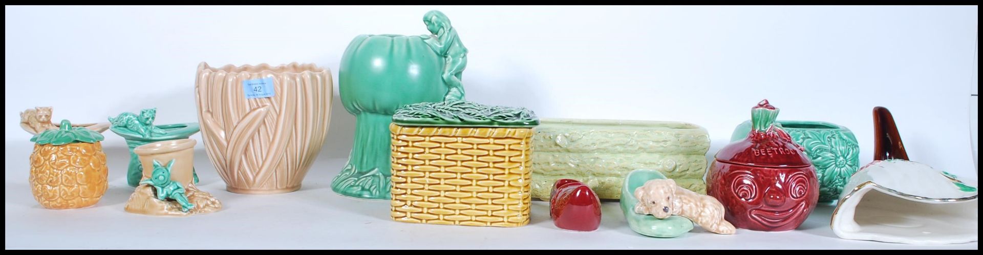 A collection of vintage 20th Century Art Deco and later ceramics by Sylvac to include vases,