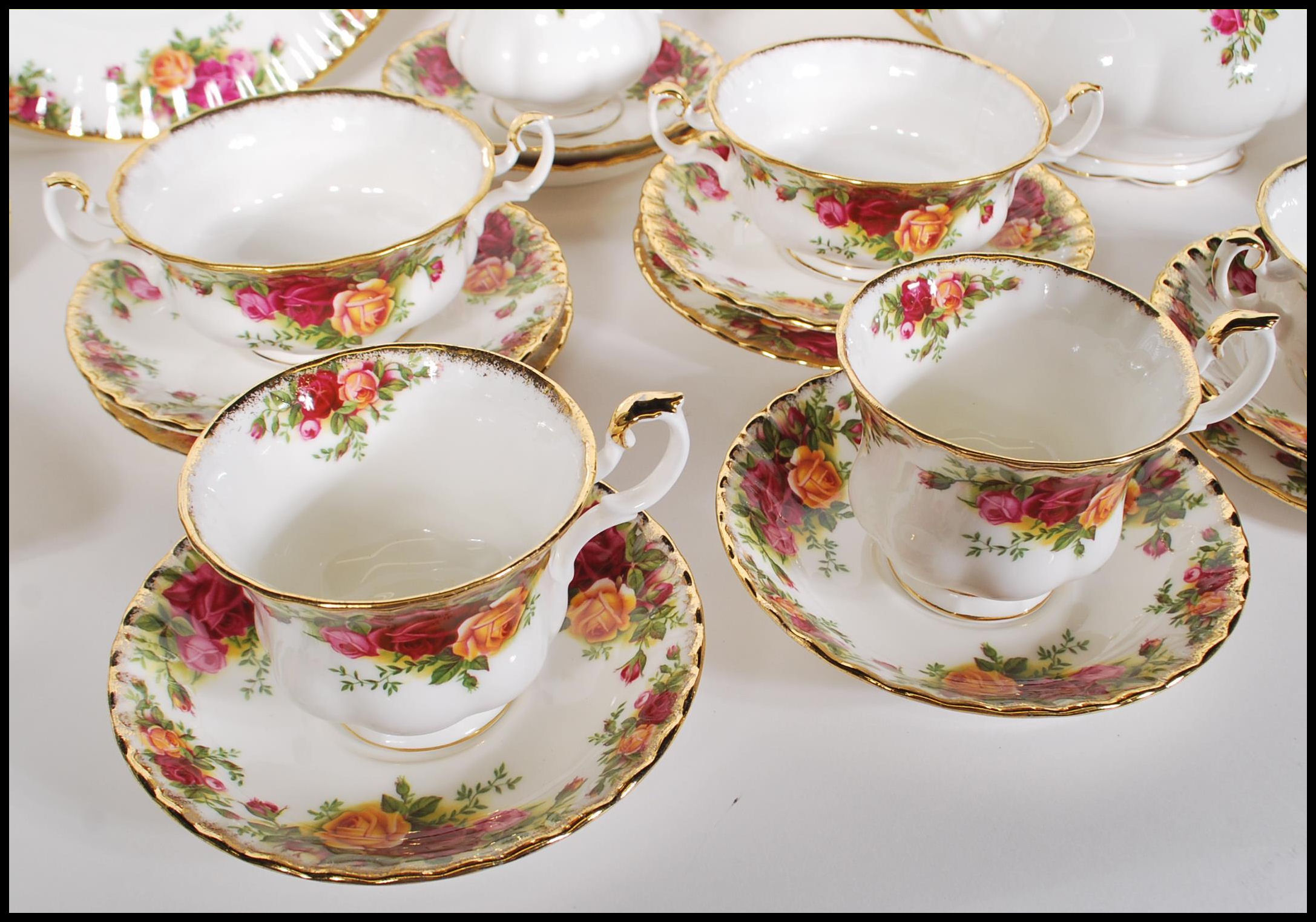 A Royal Albert Old Country Roses part tea set to include creamer jug, sugar bowl, cups, saucers, - Image 5 of 10