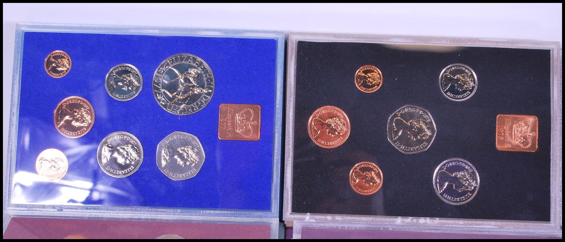 A collection of Royal Mint Coinage of Great Britain and Ireland commemorative annual coin sets to - Bild 2 aus 9