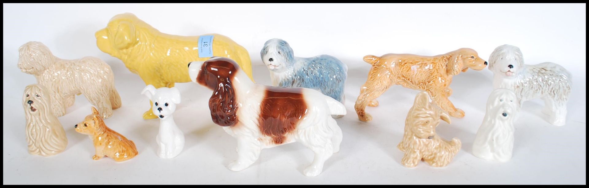 A collection of vintage 20th Century ceramic dog figurines by Sylvac to include a large St Bernard - Bild 2 aus 6