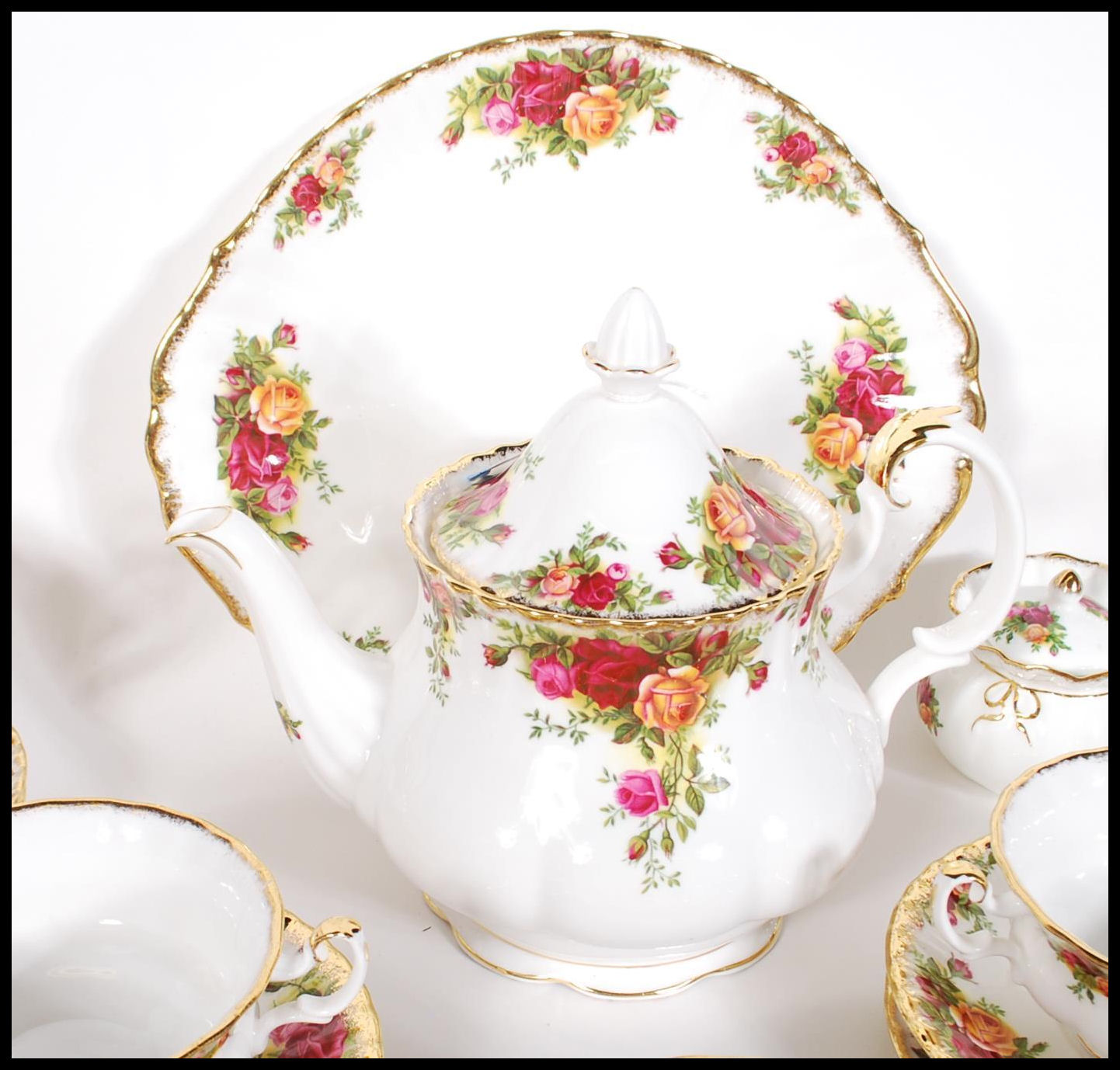 A Royal Albert Old Country Roses part tea set to include creamer jug, sugar bowl, cups, saucers, - Image 7 of 10