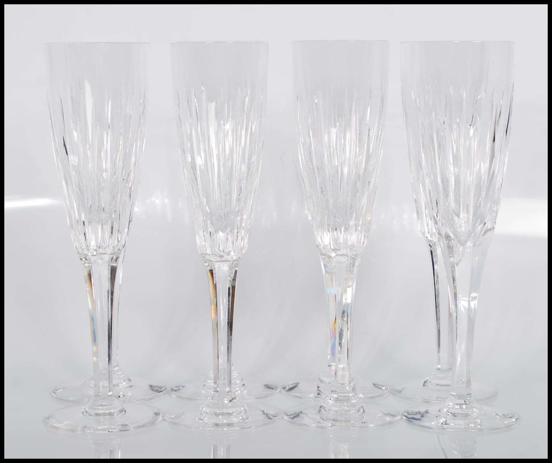 A set of eight 20th century Crystal cut glass champagne glasses, having a upper form with circular - Bild 2 aus 6