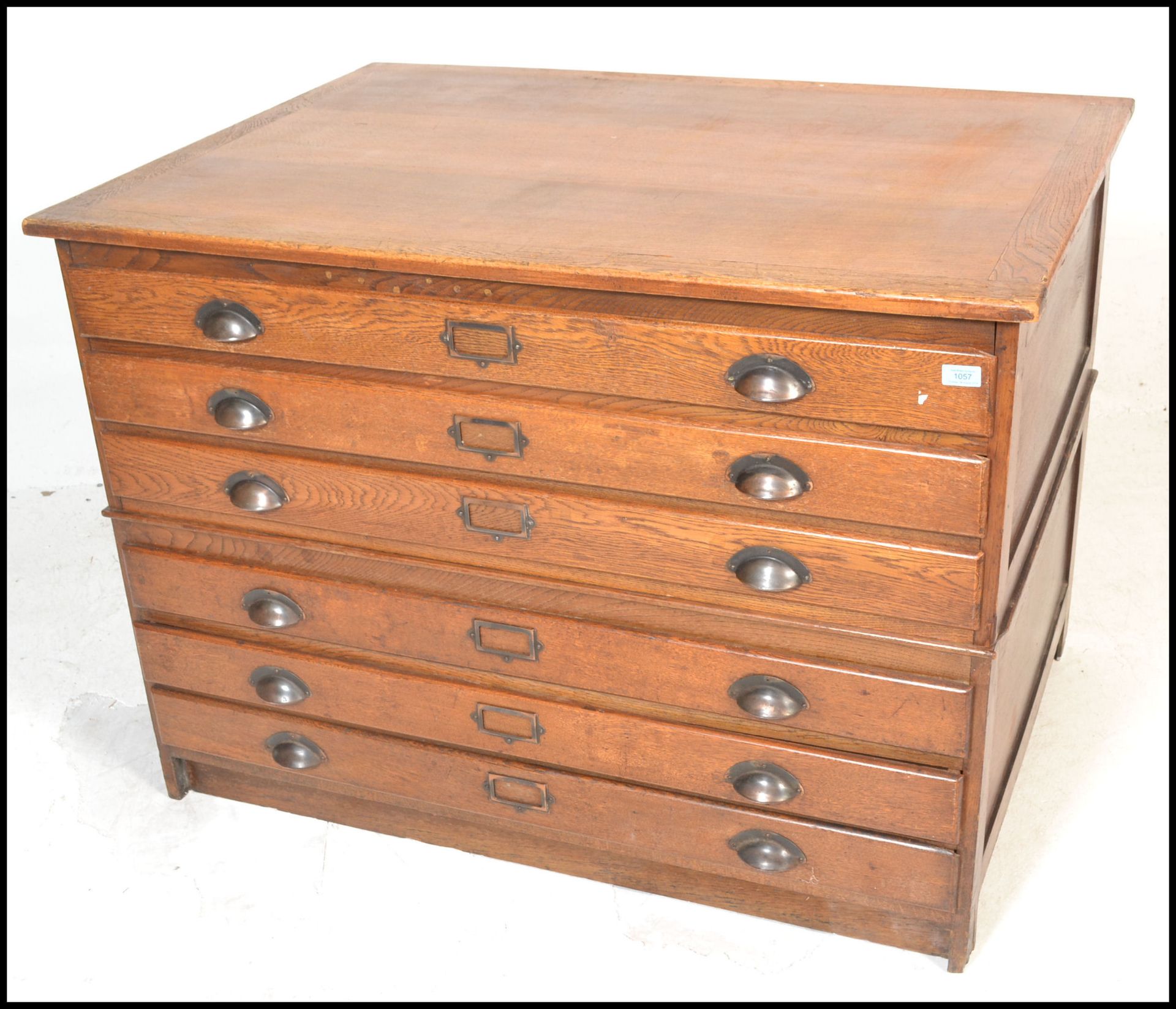 An early 20th century 1940's vintage industrial oak 8 drawer large architects plan chest of drawers. - Bild 7 aus 9