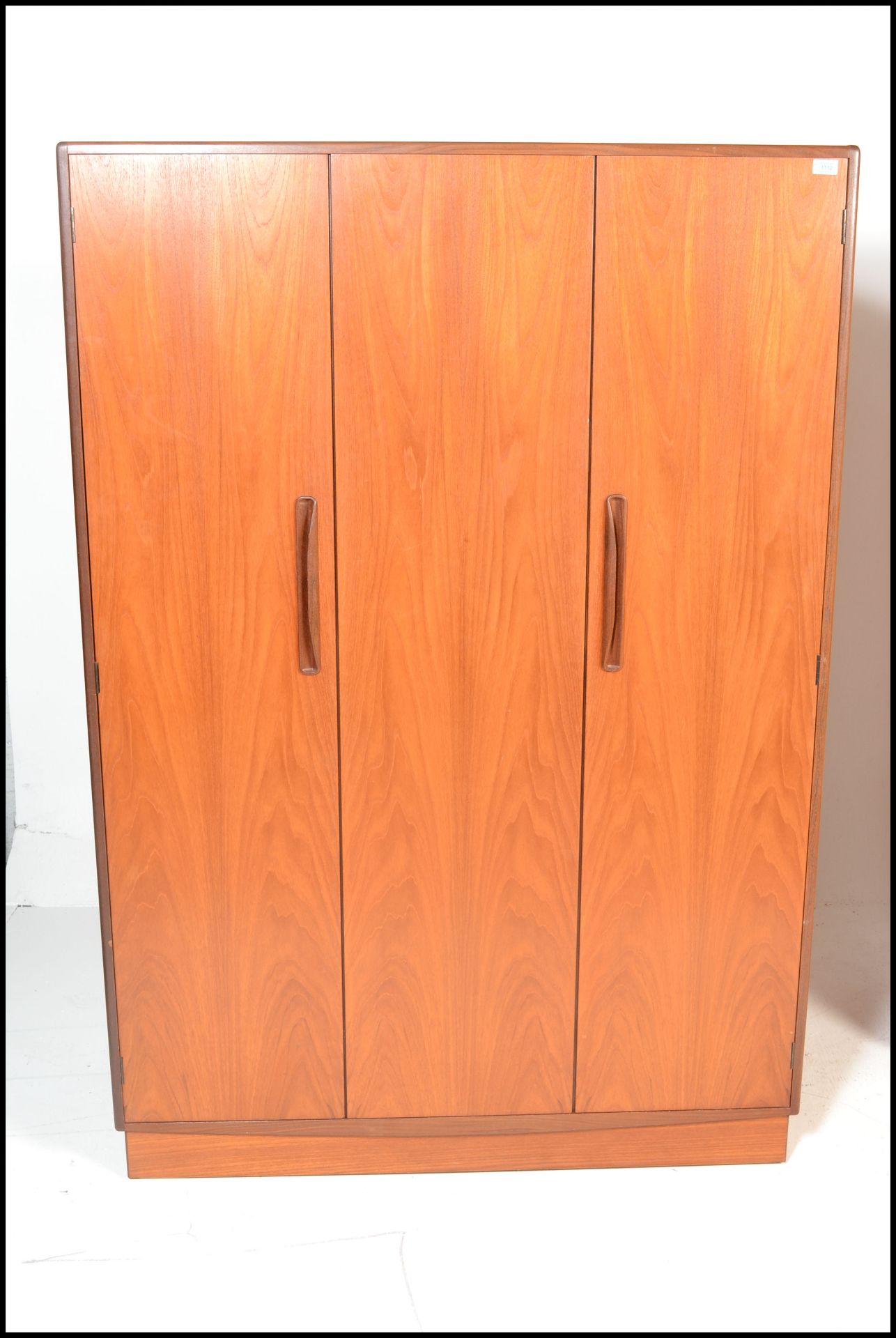 A G-Plan 20th century teak wood double door wardrobe and triple door wardrobe in the ' Kelso ' - Bild 2 aus 11