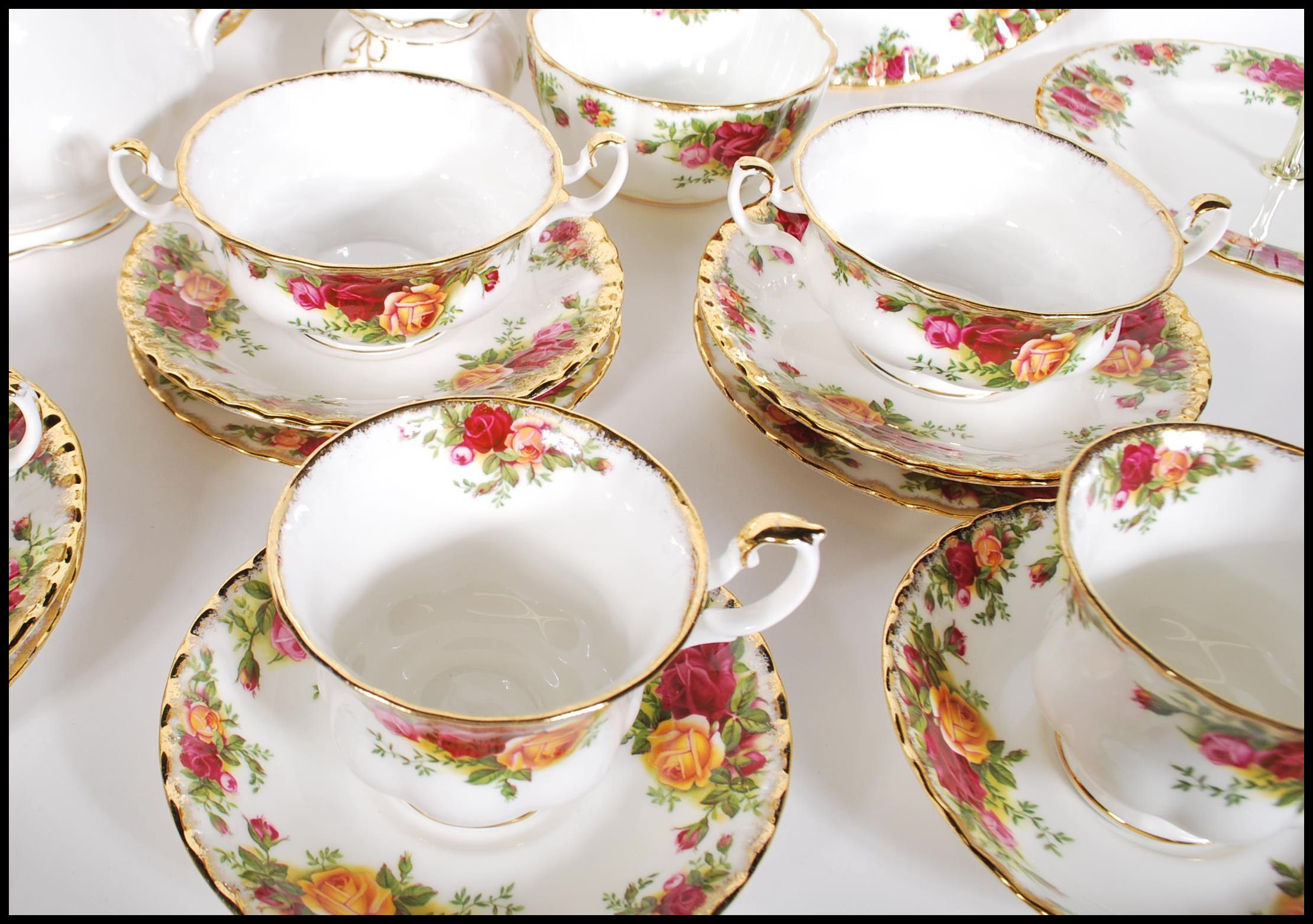 A Royal Albert Old Country Roses part tea set to include creamer jug, sugar bowl, cups, saucers, - Image 8 of 10