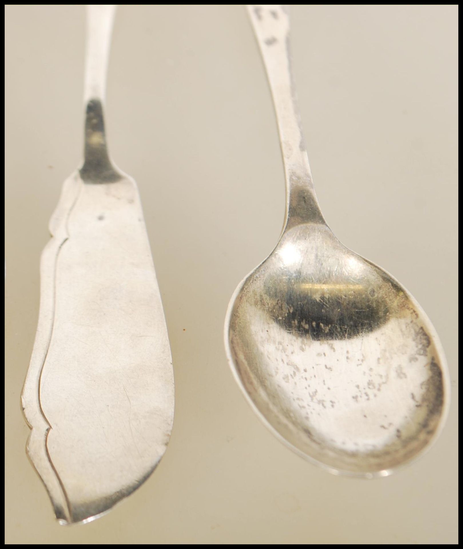 A selection of silver hallmarked items to include a William Fountain silver toddy spoon ( - Image 4 of 9