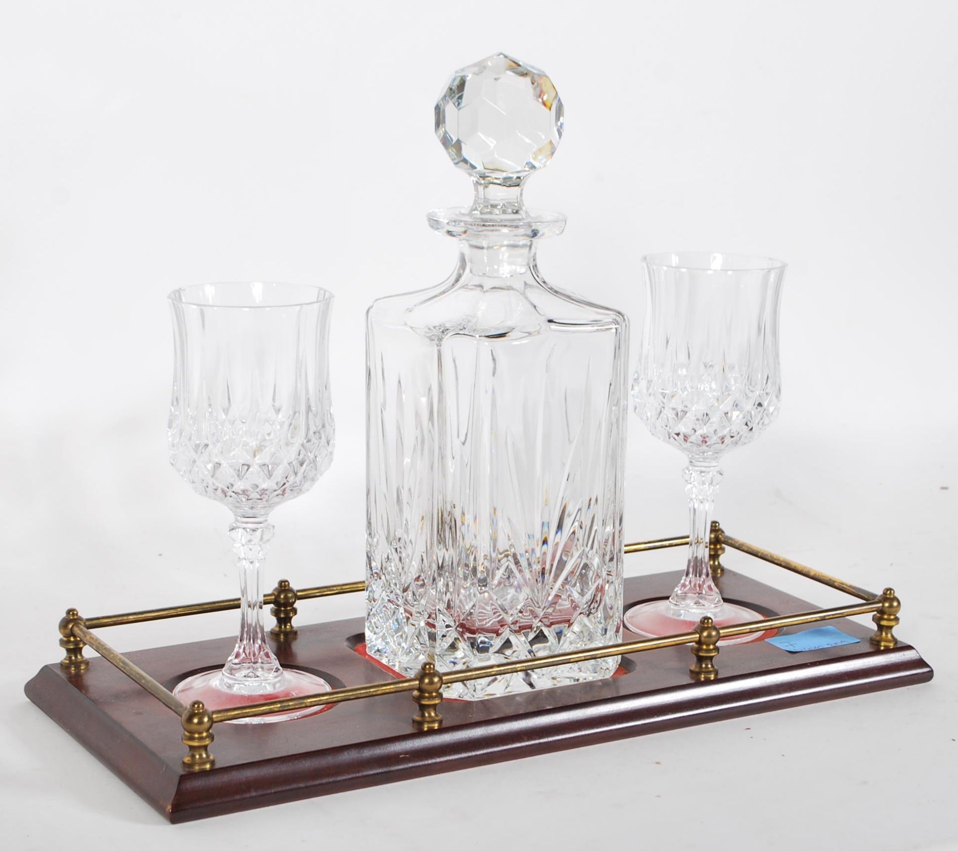 A 20th Century cut glass crystal decanter and glass tantalus set, the set to include decanter with - Bild 2 aus 5