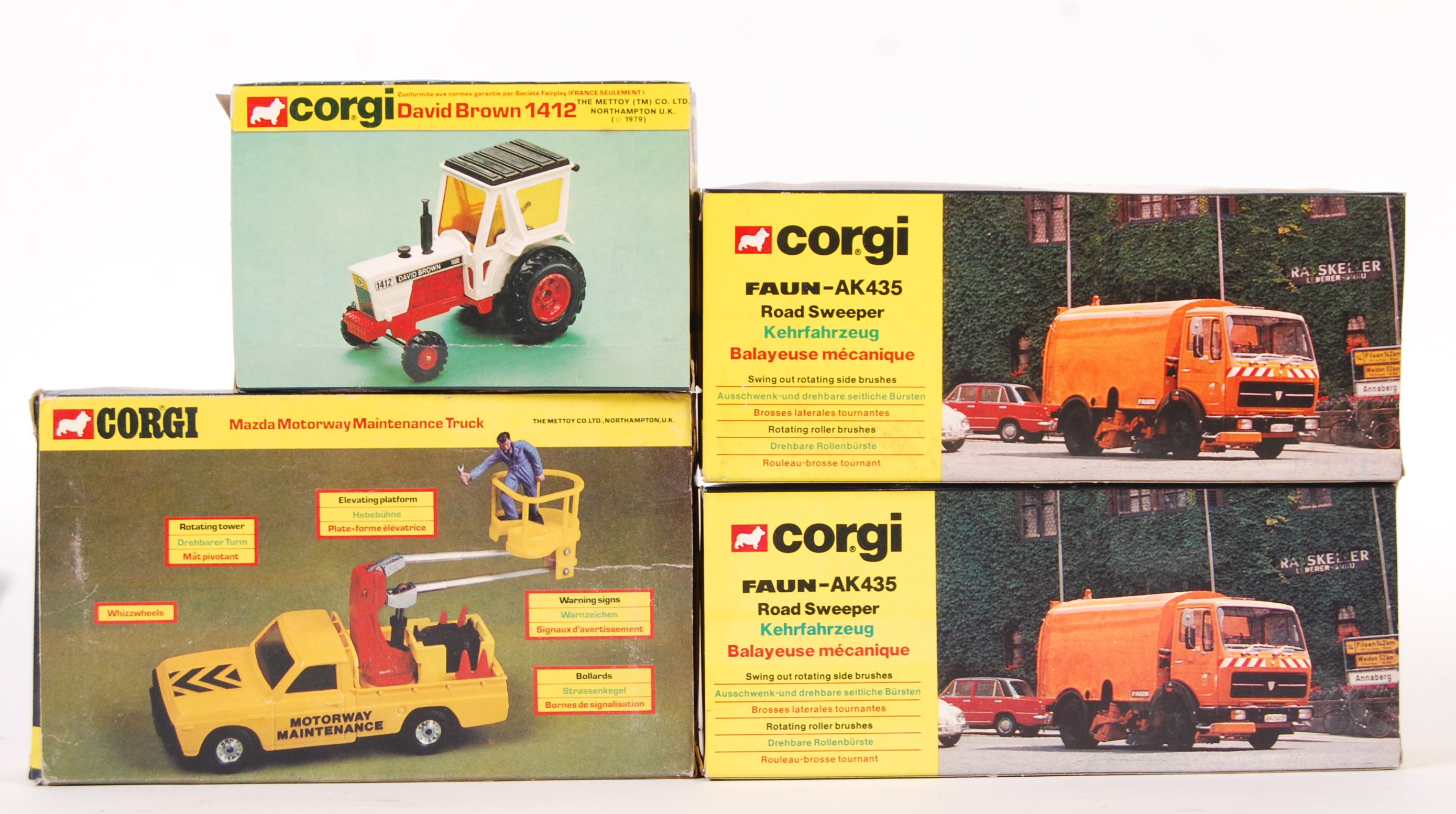 FOUR VINTAGE 1980'S CORGI TOYS BOXED DIECAST MODELS - Image 5 of 8