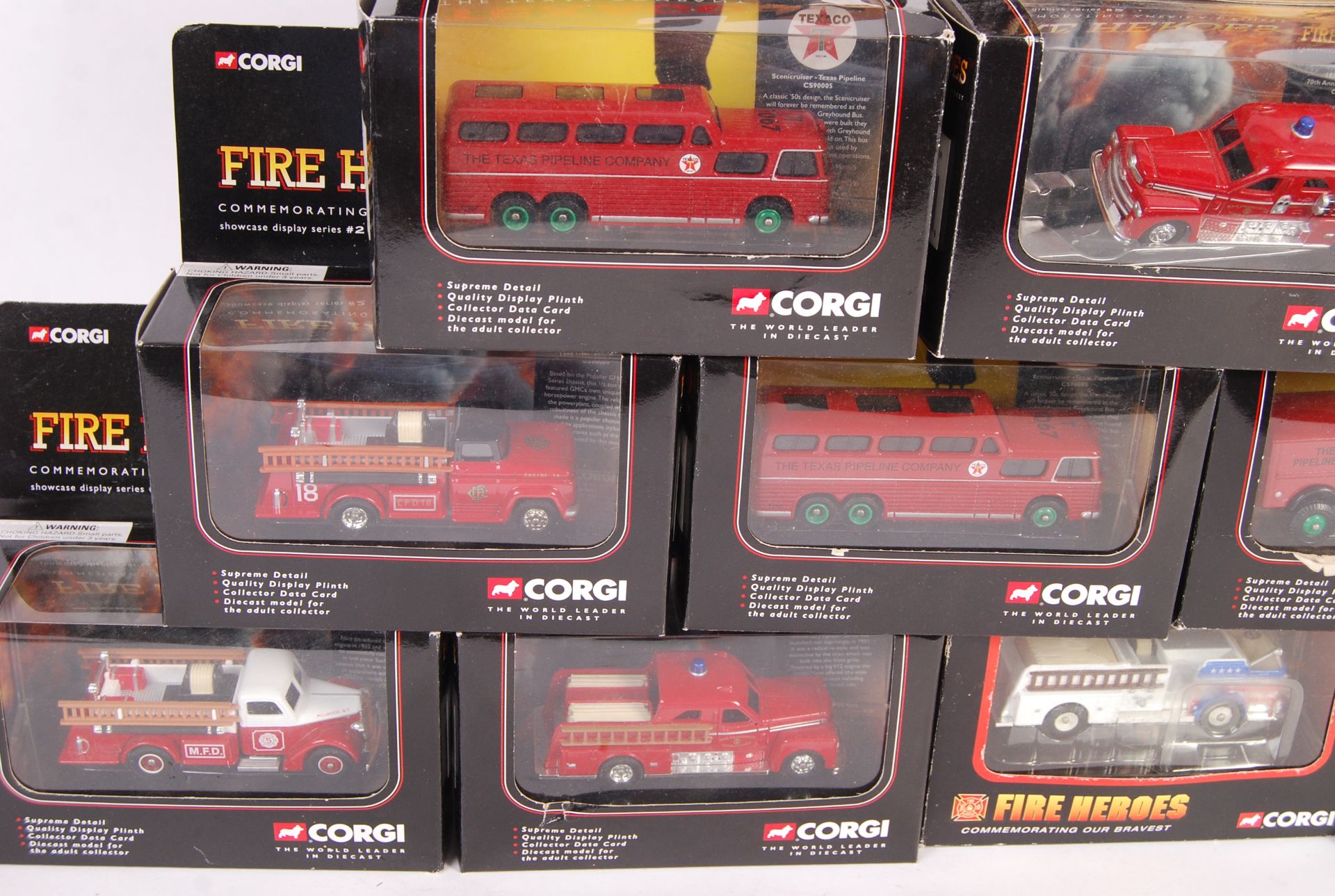 COLLECTION OF 12 BOXED CORGI TEXACO AND FIRE HEROE - Bild 3 aus 5