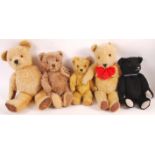 COLLECTION OF ASSORTED STUFFED TOYS TEDDY BEARS