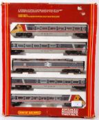 HORNBY 00 GAUGE RAILWAY TRAINSET BOXED SET