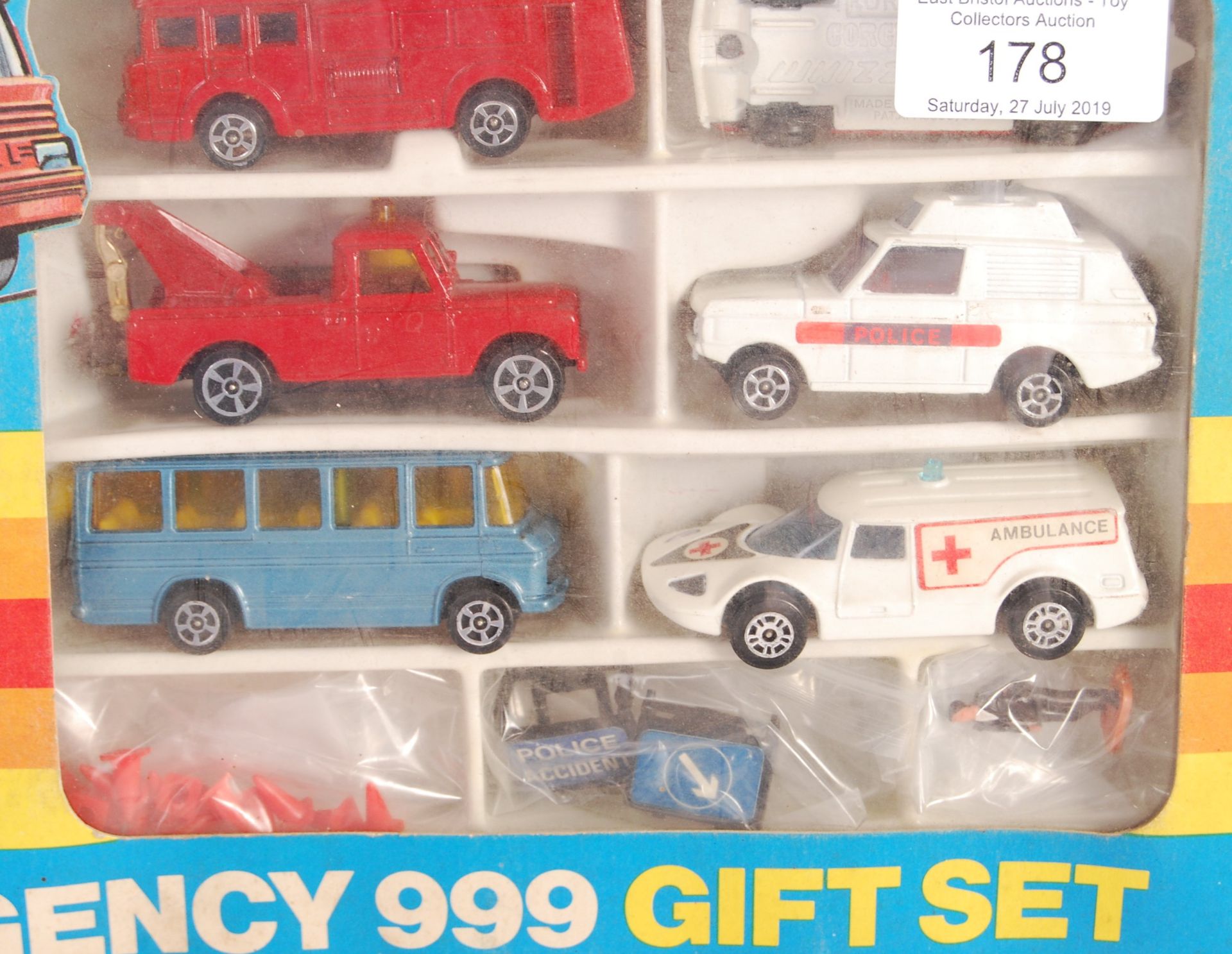 CORGI JUNIORS ' EMERGENCY 999 GIFT SET ' DIECAST M - Bild 2 aus 4