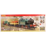 HORNBY 00 GAUGE MODEL RAILWAY TRAIN BOXED SET EDDIE STOBART