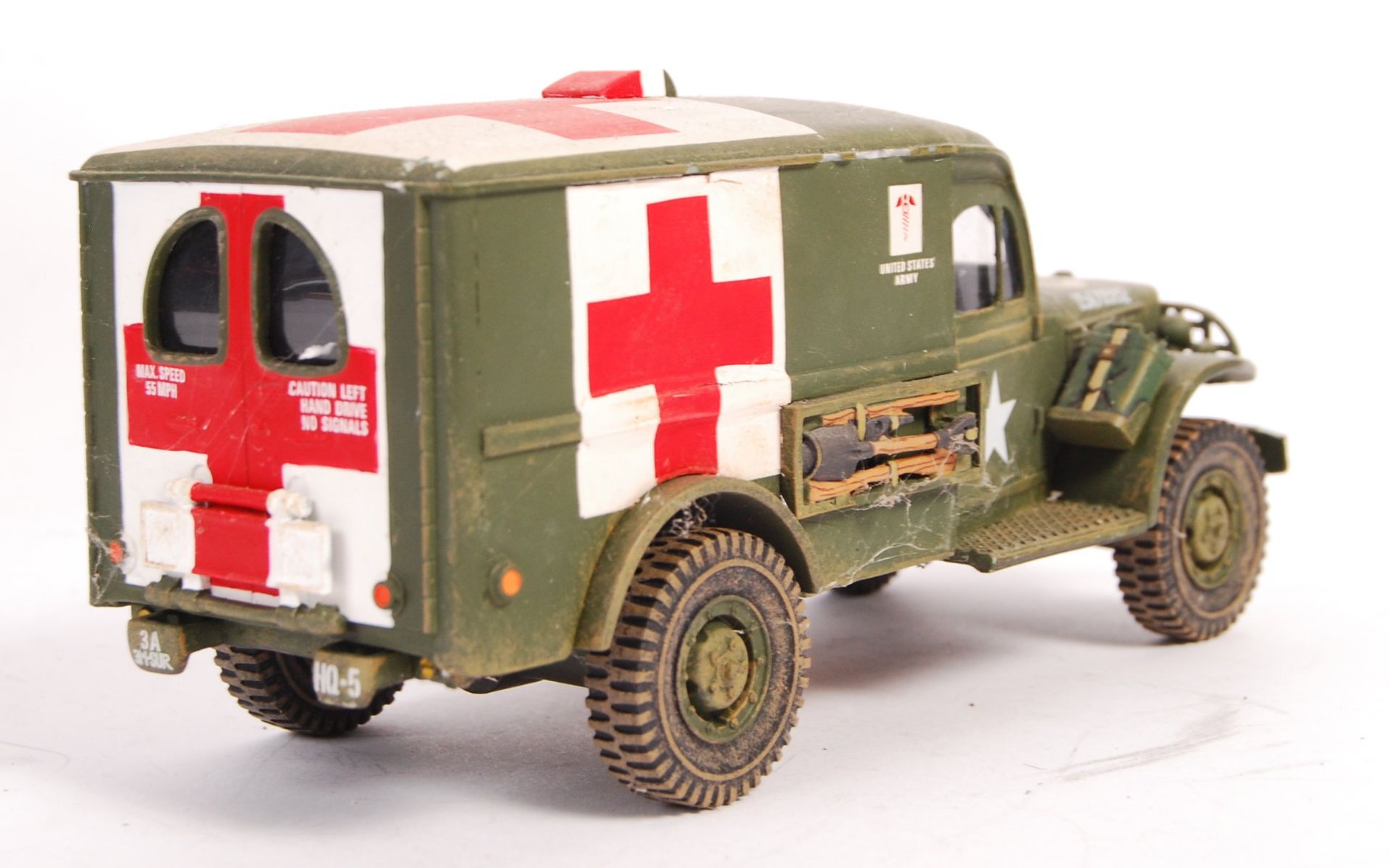 KING & COUNTRY BOXED 1:30 SCALE MODEL BATTLE OF THE BULGE VEHICLE - Bild 5 aus 6