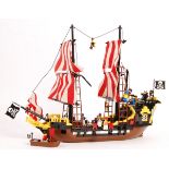 RARE LEGO LEGOLAND PIRATES ' BLACK SEAS BARRACUDA ' SHIP