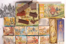 COLLECTION OF MOSTLY BOXED AIRFIX FIGURES AND SETS.