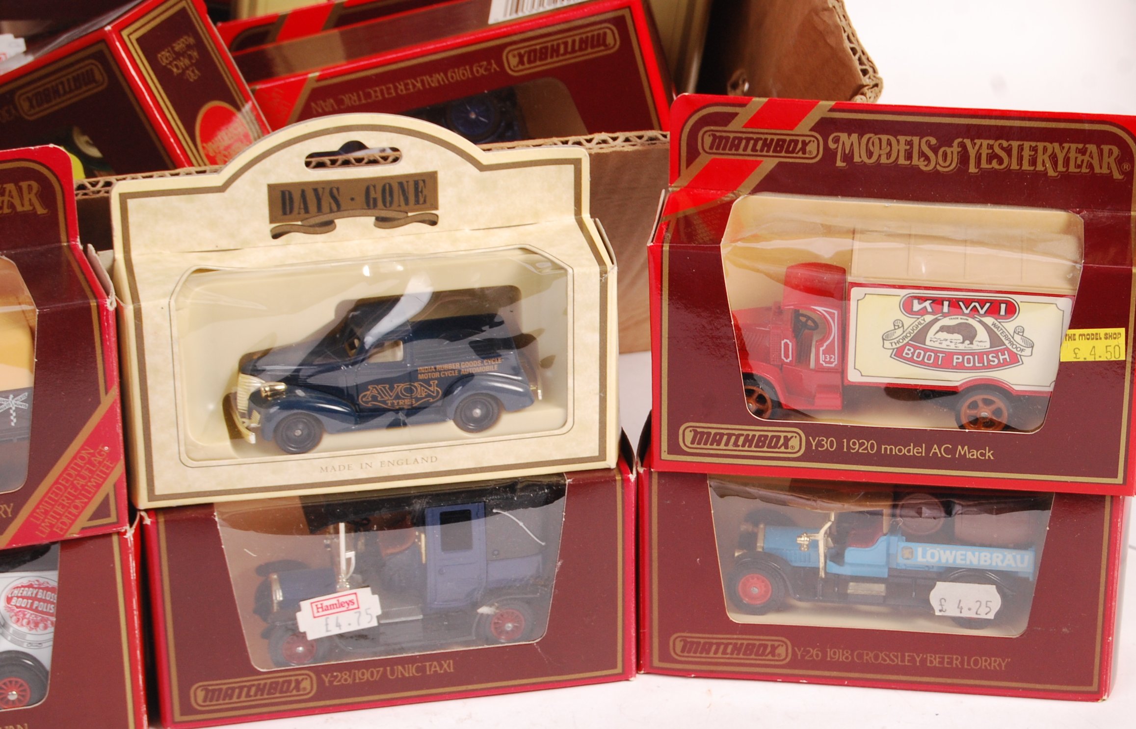 COLLECTION OF ASSORTED BOXED DIECAST MODEL CARS - Image 3 of 5