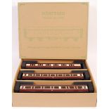 DARSTAED BOXED 0 GAUGE THREE CARRIAGE SET BR SET C