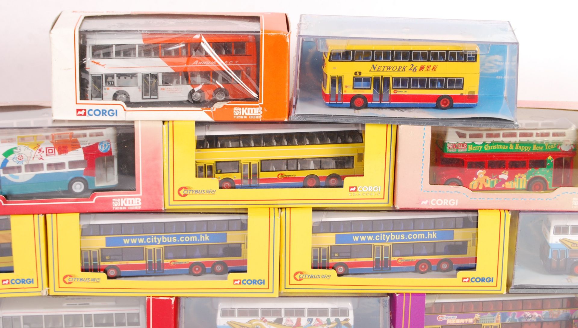 COLLECTION OF 14 CORGI OMNIBUS DIECAST BUS MODELS - Bild 4 aus 4