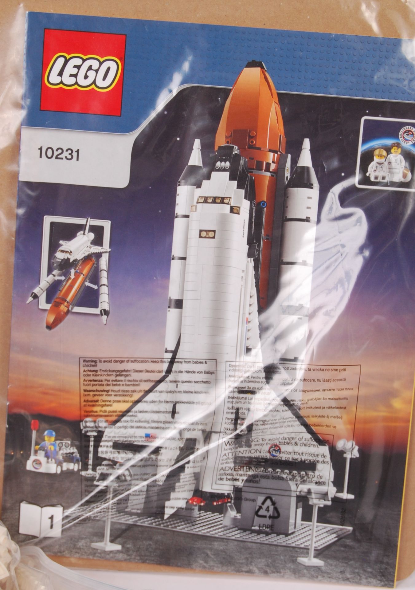 LEGO 10231 ' SPACE SHUTTLE EXPEDITION ' BOXED SET - Bild 4 aus 5
