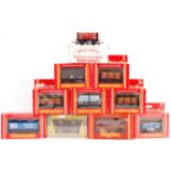 COLLECTION OF ASSORTED 00 GAUGE ROLLING STOCK WAGONS