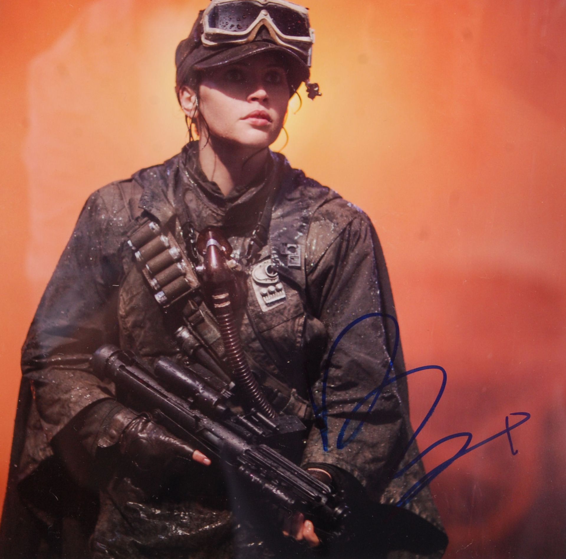 STAR WARS - ROGUE ONE - AMAZING CAST SIGNED AUTOGRAPH PRESENTATION - Bild 3 aus 4