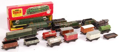 COLLECTION OF VINTAGE 00 GAUGE ENGINES AND ROLLING STOCK.