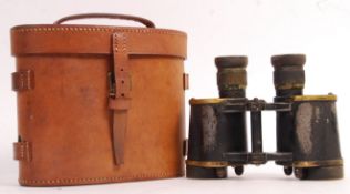 CASED SET OF WWII AIR MINISTRY WRAY OF LONDON BINOCULARS
