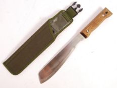 GULF WAR PERIOD BRITISH MADE GOLOK MACHETE KNIFE WITH SCABBARD