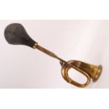 EARLY 20TH CENTURY BRASS CAR HORN WITH RUBBER END