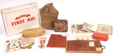COLLECTION OF ASSORTED MILITARY / MILITARIA ITEMS