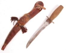 SOUTH AMERICAN 20TH CENTURY HUNTING / FIGHTING KNIFE