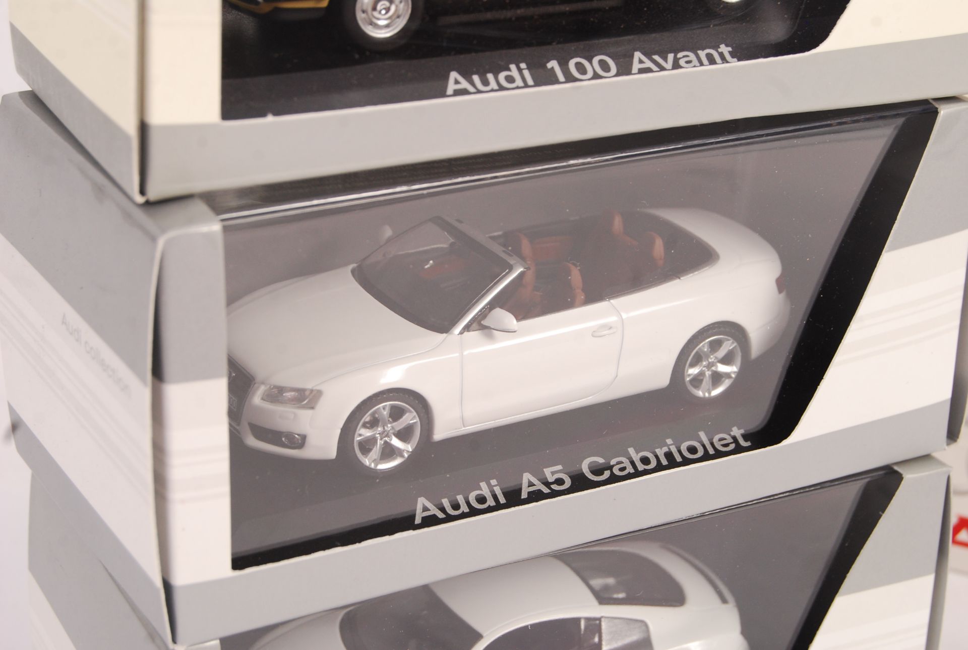 EXCLUSIVE AUDI COLLECTION MINICHAMPS 1/43 SCALE DIECAST VEHICLES - Bild 4 aus 5