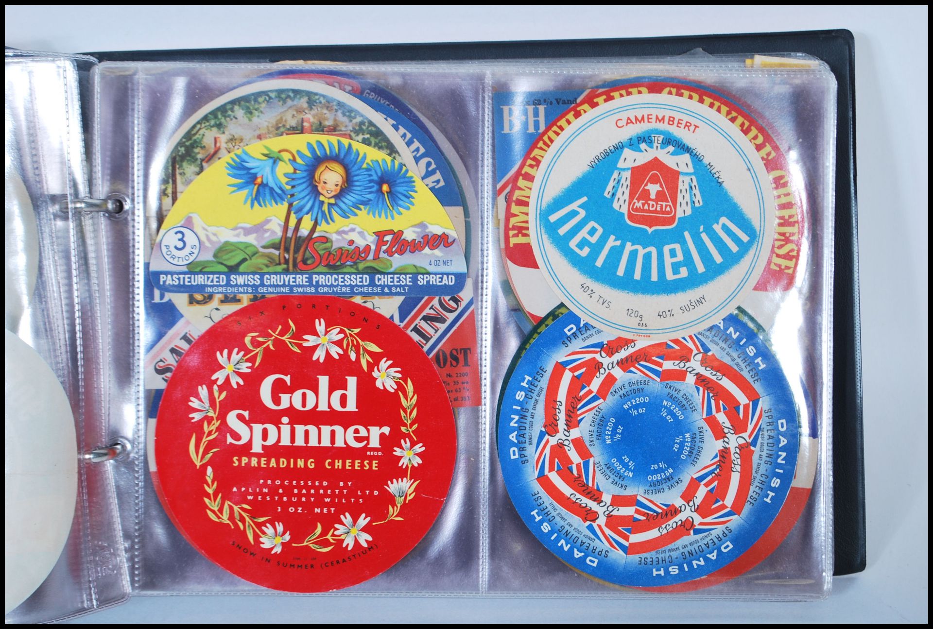 A vast collection of vintage 20th Century Cheese Labels from across Europe and England to include - Bild 2 aus 17