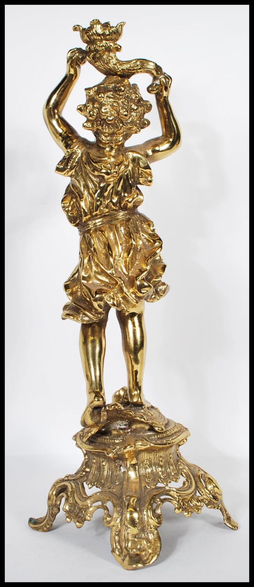 A late 19th / early 20th Century cast bronze candlestick modelled as a young girl in the classical - Bild 3 aus 5